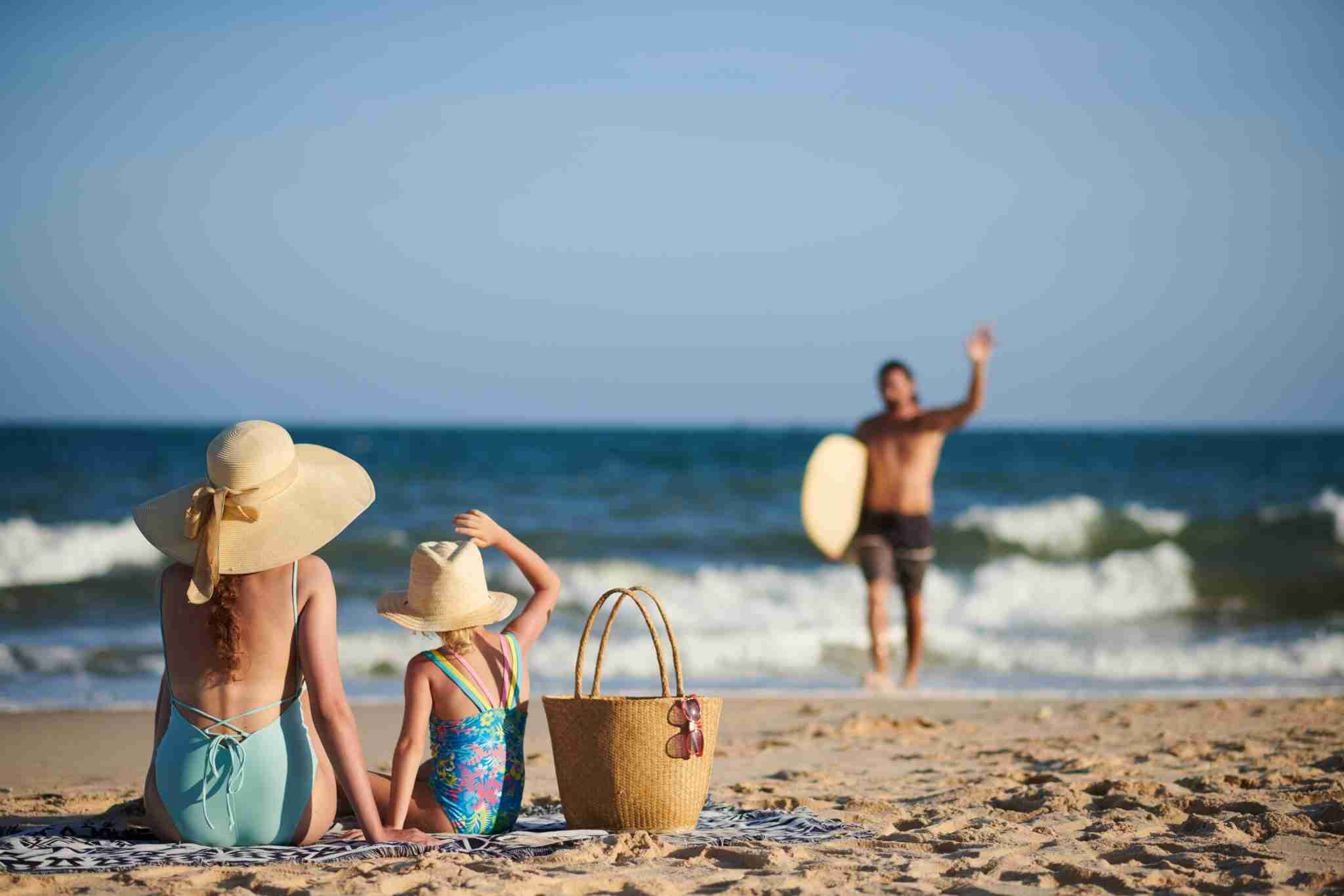 The 15 Best Beachfront Airbnb Supplies Host Tools