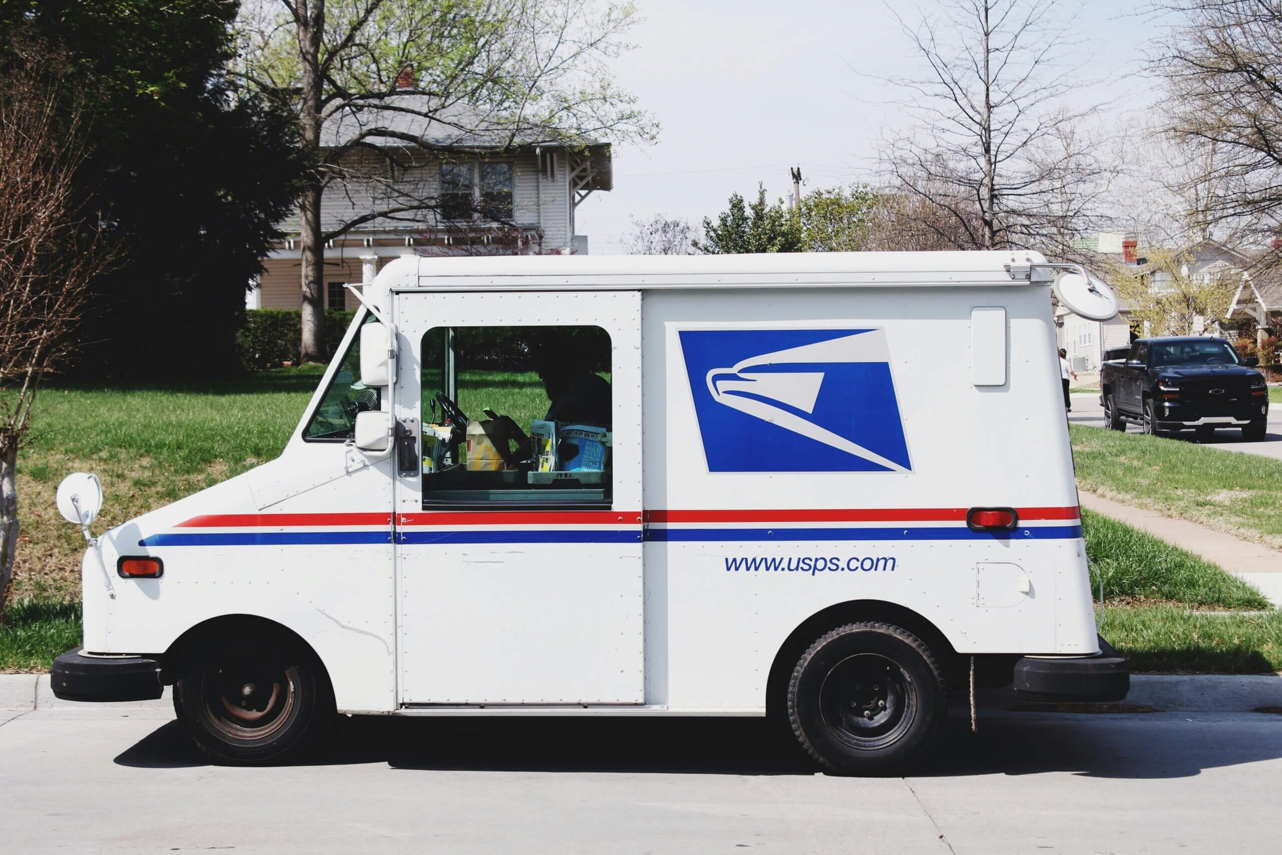 mail Airbnb