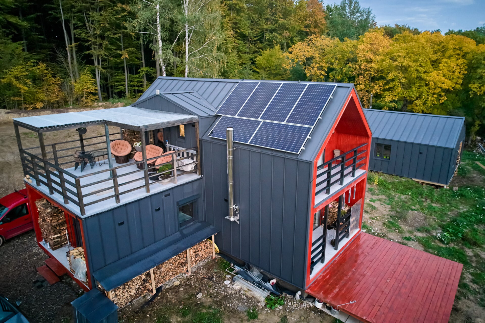 Off-grid tiny home