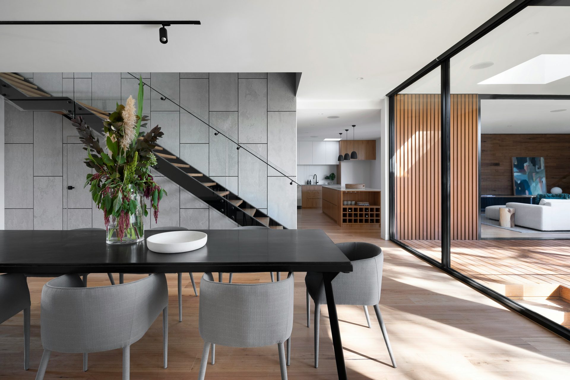 Airbnb staging service